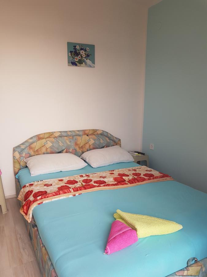 Apartments Vukovic Sveti Stefan Buitenkant foto